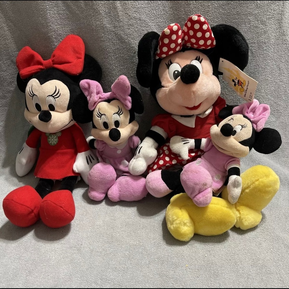 Disney Lot Of 4 Plush Stuffed Toy Minnie Mouse